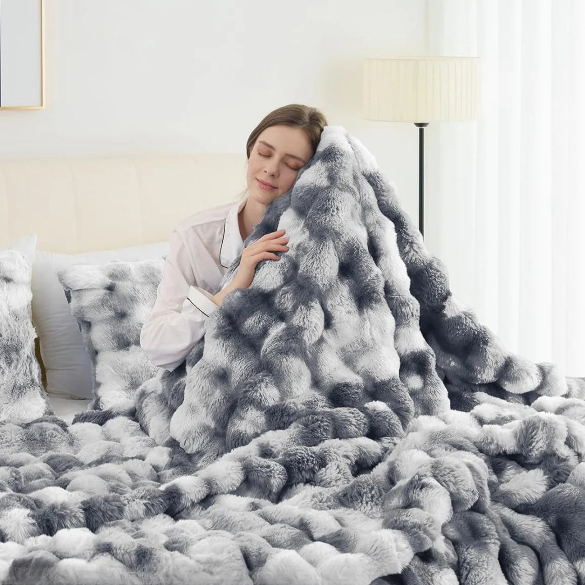 Soft and Warm, 1pc Cozy Faux Rabbit Fleece Blanket